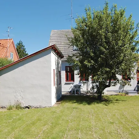 Four-bedroom Holiday In Tranekar Hébergement de vacances